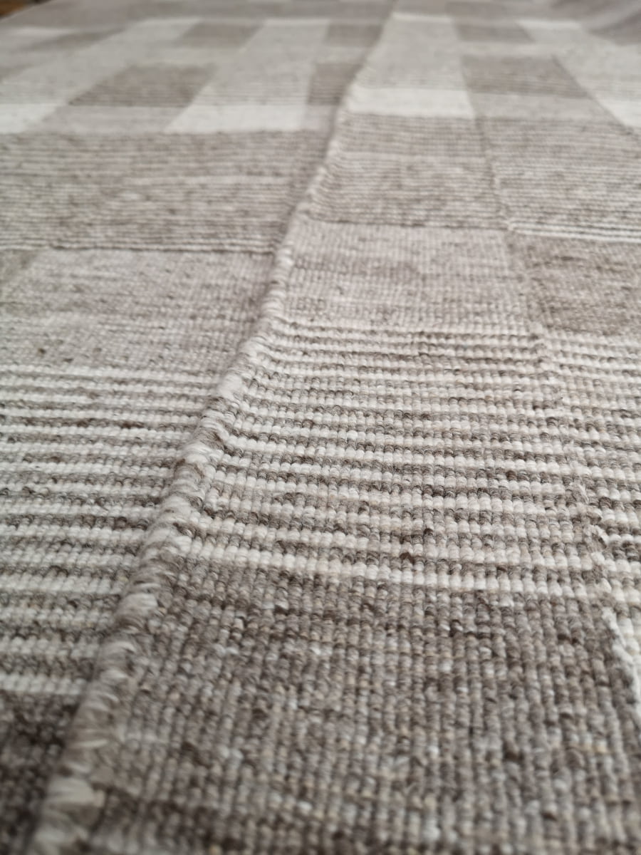HAND LOOM KILIM 230 x 160 cm