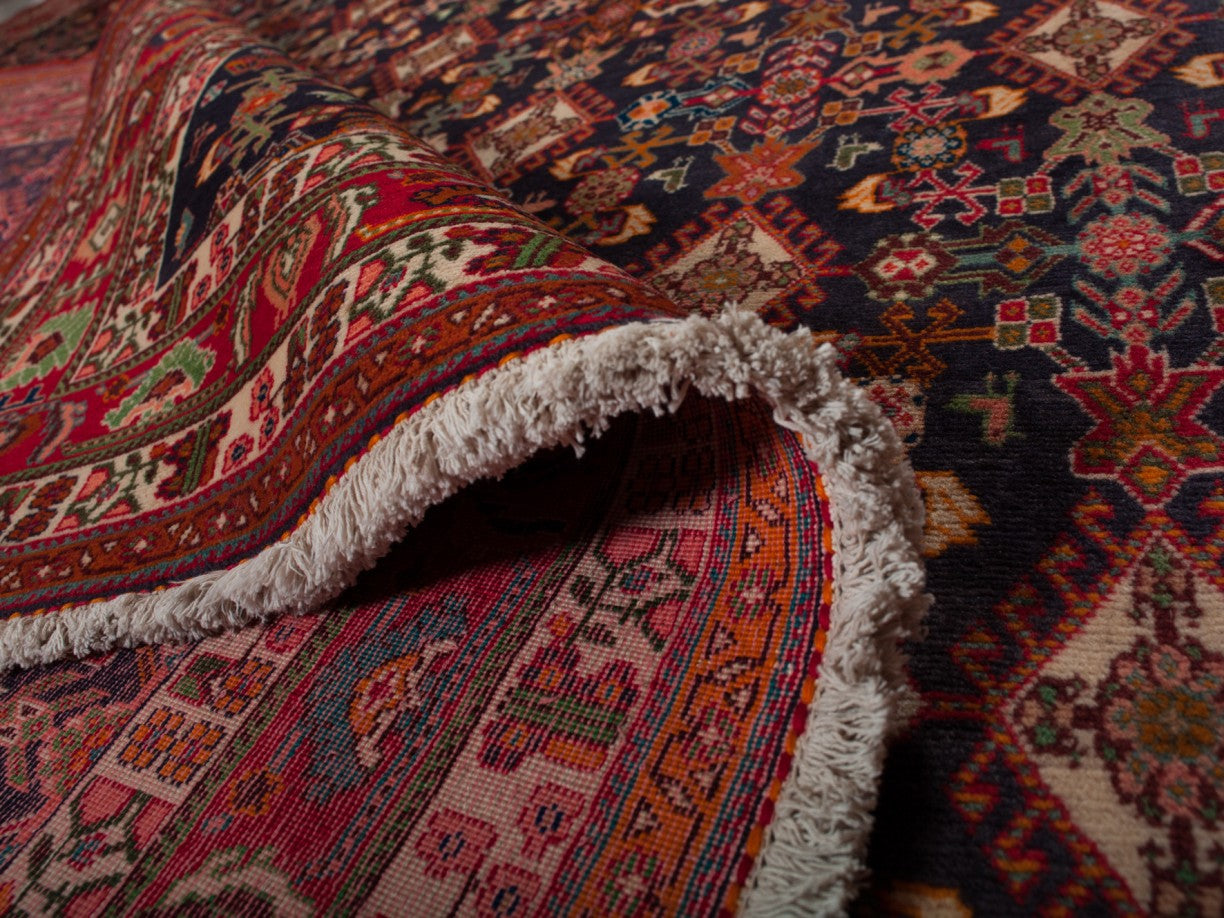 GASHGAI IRAN 387 x 302 cm