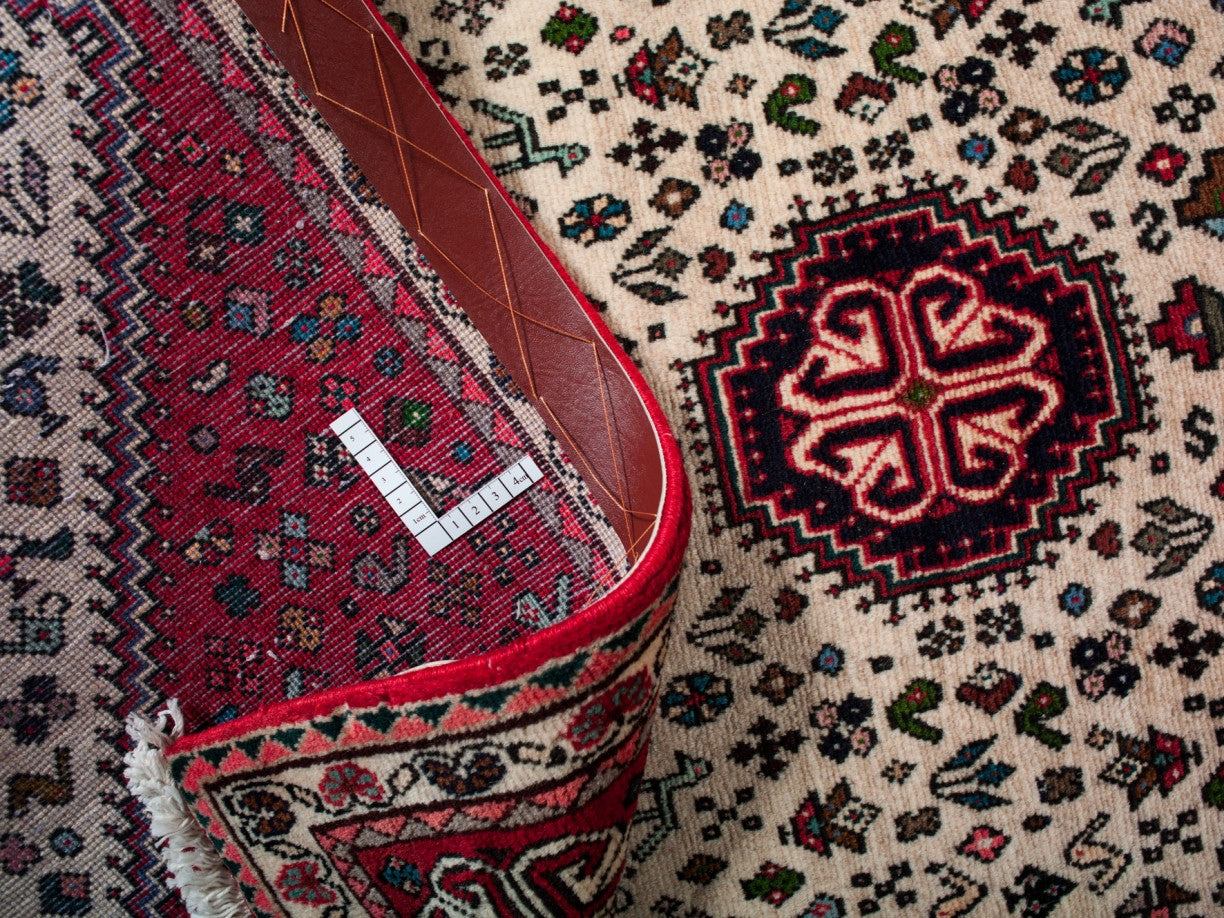 ABADEH IRAN 203 x 83 cm